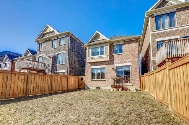 69 Mcmichael Ave, House detached with 4 bedrooms, 4 bathrooms and 2 parking in Vaughan ON | Image 32