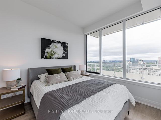 ph308 - 75 Canterbury Pl, Condo with 3 bedrooms, 2 bathrooms and 1 parking in Toronto ON | Image 10