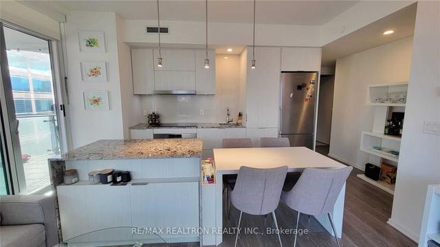 1301 - 1 Bloor St E, Condo with 2 bedrooms, 2 bathrooms and 0 parking in Toronto ON | Image 20