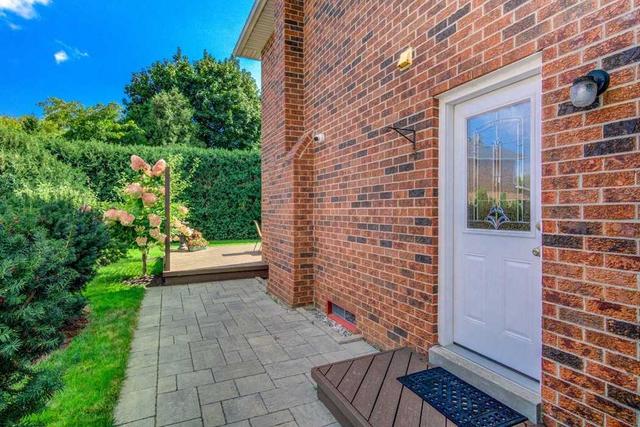 229 Riverview St, House detached with 4 bedrooms, 4 bathrooms and 4 parking in Oakville ON | Image 25