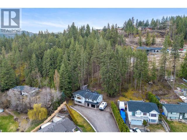 21 Preston Crescent, House detached with 3 bedrooms, 3 bathrooms and 8 parking in Enderby BC | Image 5