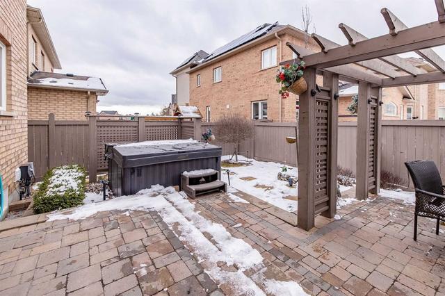32 Eaglesprings Cres, House detached with 4 bedrooms, 4 bathrooms and 6 parking in Brampton ON | Image 20