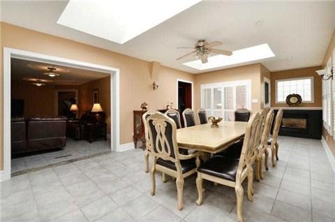 95 Hawman Ave, House detached with 4 bedrooms, 5 bathrooms and 6 parking in Vaughan ON | Image 3