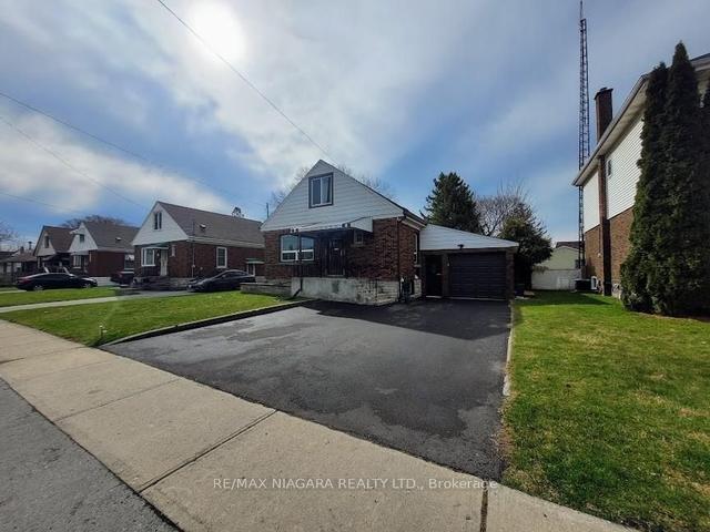 6476 Maranda St, House detached with 3 bedrooms, 2 bathrooms and 4 parking in Niagara Falls ON | Image 28