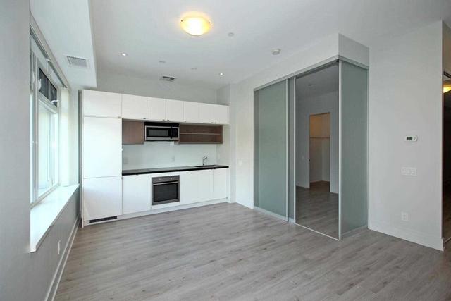 328 - 111 St Clair Ave W, Condo with 1 bedrooms, 1 bathrooms and 0 parking in Toronto ON | Image 18