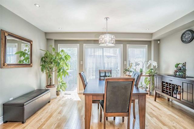 957 The Queensway, House attached with 4 bedrooms, 3 bathrooms and 2 parking in Toronto ON | Image 2