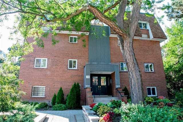 Th #8 - 28 Admiral Rd, Townhouse with 3 bedrooms, 3 bathrooms and 1 parking in Toronto ON | Image 1
