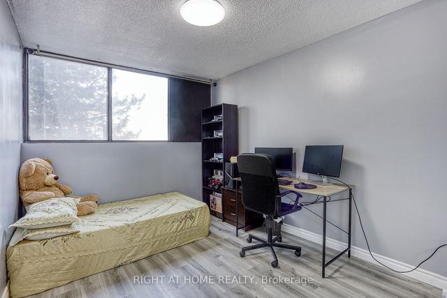 308 - 10 Tapscott Rd, Condo with 2 bedrooms, 2 bathrooms and 1 parking in Toronto ON | Image 8