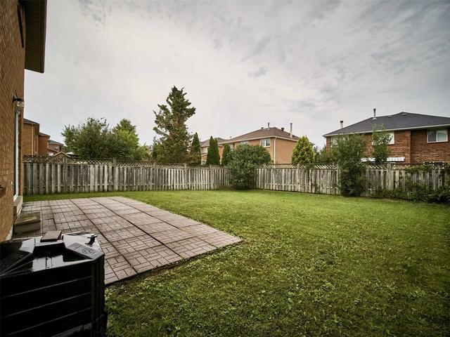 35 Westmoreland Crt, House detached with 4 bedrooms, 3 bathrooms and 6 parking in Markham ON | Image 16