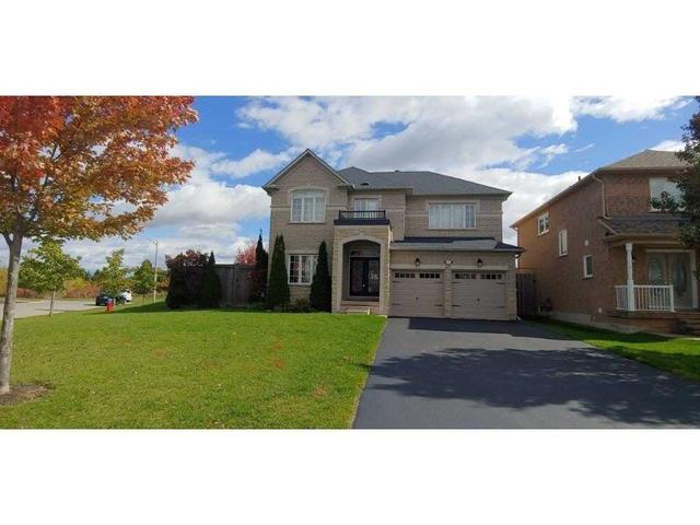 22 Mowat Cres, House detached with 4 bedrooms, 3 bathrooms and 8 parking in Halton Hills ON | Image 23