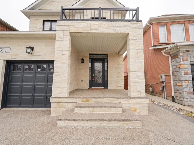 37 Harbourtown Cres, House detached with 4 bedrooms, 4 bathrooms and 6 parking in Brampton ON | Image 12