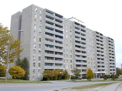 1105 - 2 Glamorgan Ave, Condo with 1 bedrooms, 1 bathrooms and 1 parking in Toronto ON | Image 1