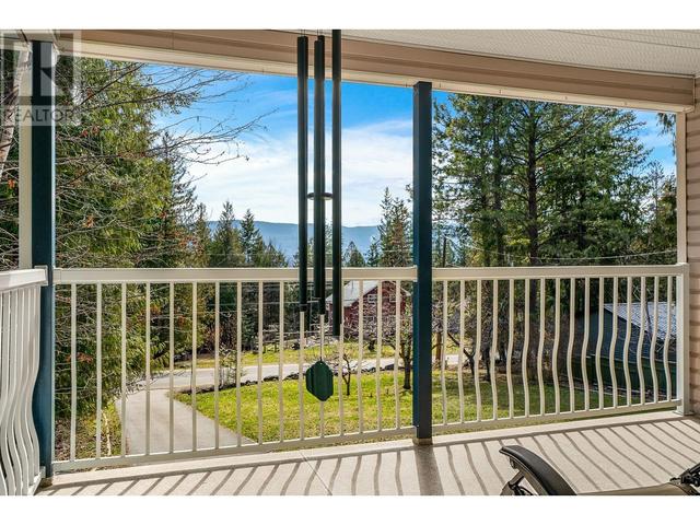 7451 Estate Drive, House detached with 3 bedrooms, 2 bathrooms and 4 parking in Columbia Shuswap F BC | Image 13