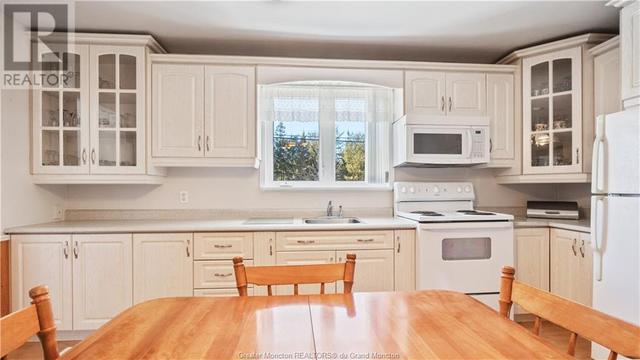 259 St Charles Sud, House detached with 2 bedrooms, 1 bathrooms and null parking in Saint Charles NB | Image 10