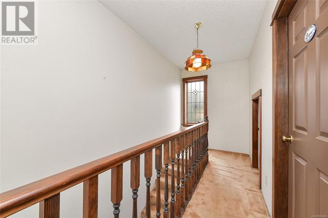 1142 Oscar St, House attached with 2 bedrooms, 2 bathrooms and 1 parking in Victoria BC | Image 24