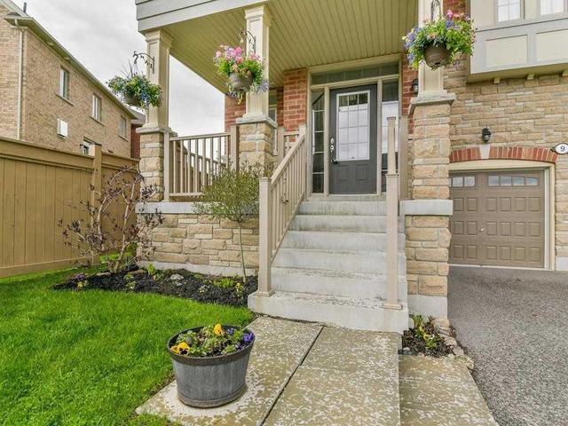 9 Nott Dr, House detached with 4 bedrooms, 4 bathrooms and 2 parking in Ajax ON | Image 2