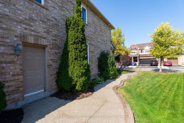 974 Seivert Pl, House detached with 4 bedrooms, 4 bathrooms and 5 parking in Milton ON | Image 30