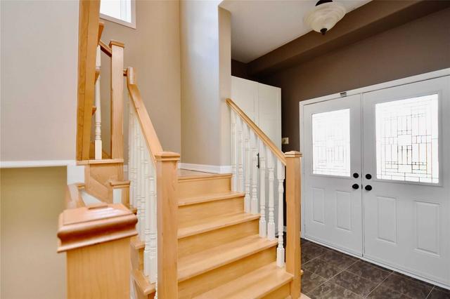 65 Westminster Circ, House detached with 4 bedrooms, 3 bathrooms and 4 parking in Barrie ON | Image 23