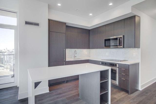 uph 04 - 38 Iannuzzi St, Condo with 2 bedrooms, 2 bathrooms and 1 parking in Toronto ON | Image 8