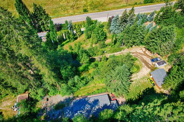 4744 Highway 3a, House detached with 3 bedrooms, 1 bathrooms and 5 parking in Central Kootenay A BC | Image 23
