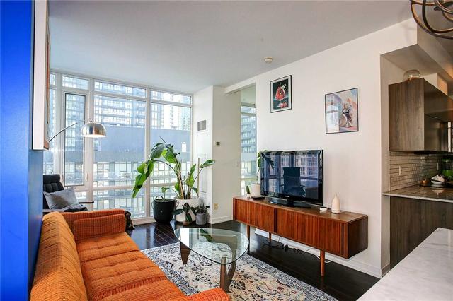 909 - 170 Fort York Blvd, Condo with 2 bedrooms, 2 bathrooms and 1 parking in Toronto ON | Image 5