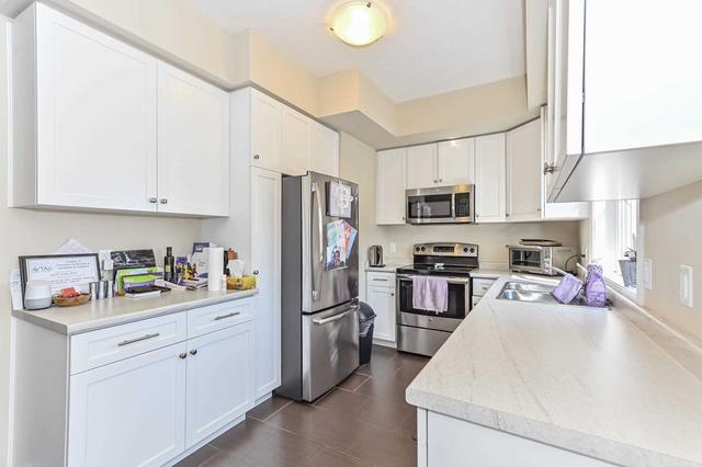 24 - 39 Kay Cres, Townhouse with 2 bedrooms, 2 bathrooms and 2 parking in Guelph ON | Image 4