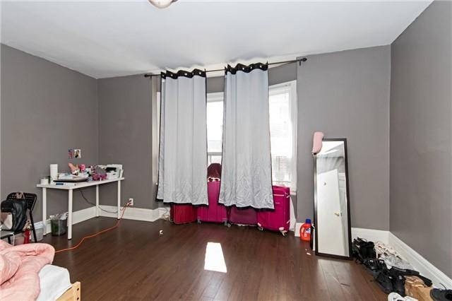 746 King St W, House detached with 4 bedrooms, 3 bathrooms and 3 parking in Hamilton ON | Image 12