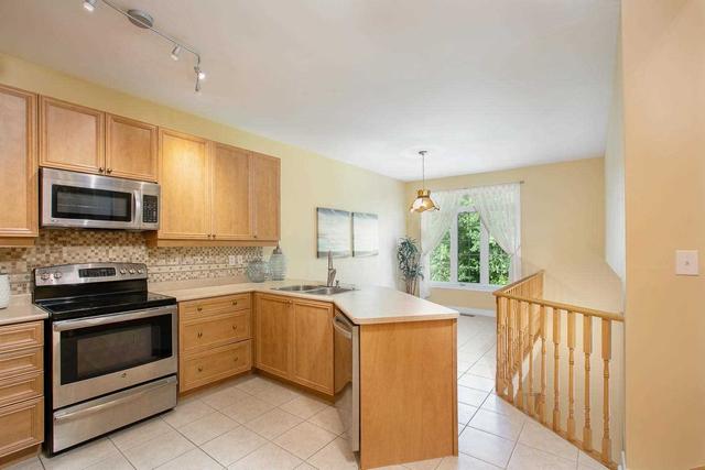 381 Gilpin Dr, House detached with 3 bedrooms, 4 bathrooms and 5 parking in Newmarket ON | Image 25