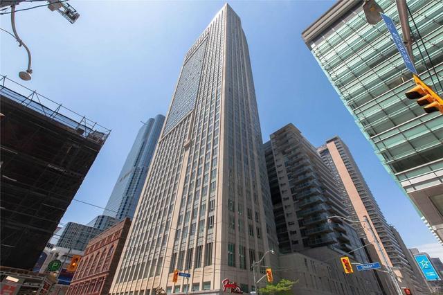4213 - 210 Victoria St, Condo with 1 bedrooms, 2 bathrooms and 0 parking in Toronto ON | Image 11