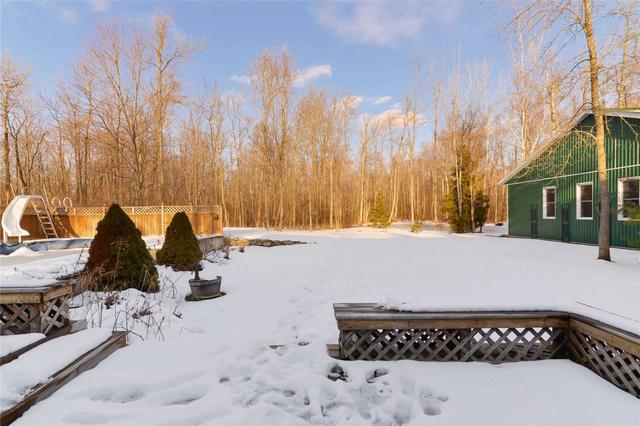 330 Gardenville Rd, House detached with 3 bedrooms, 2 bathrooms and 17 parking in Prince Edward County ON | Image 18