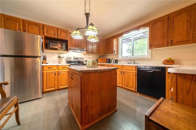 42 Roblin Lane, House detached with 3 bedrooms, 2 bathrooms and 4 parking in Prince Edward County ON | Image 4