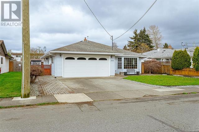 393 Beech Ave, House detached with 3 bedrooms, 2 bathrooms and 4 parking in Duncan BC | Image 2