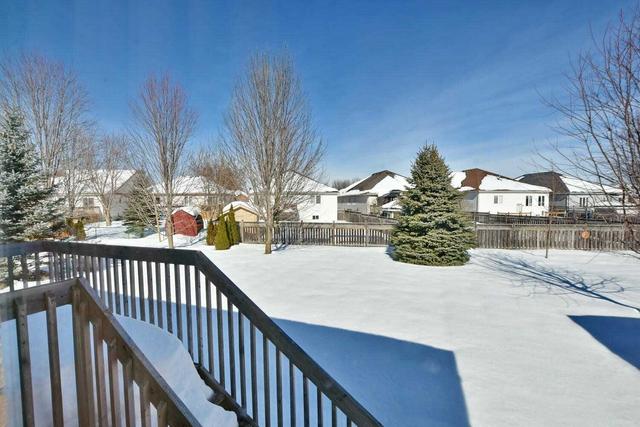 12 Meadowood Dr, House detached with 3 bedrooms, 3 bathrooms and 6 parking in Wasaga Beach ON | Image 33