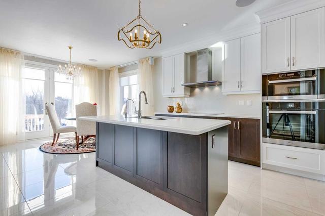 2162 Lillykin St, House detached with 4 bedrooms, 5 bathrooms and 6 parking in Oakville ON | Image 4