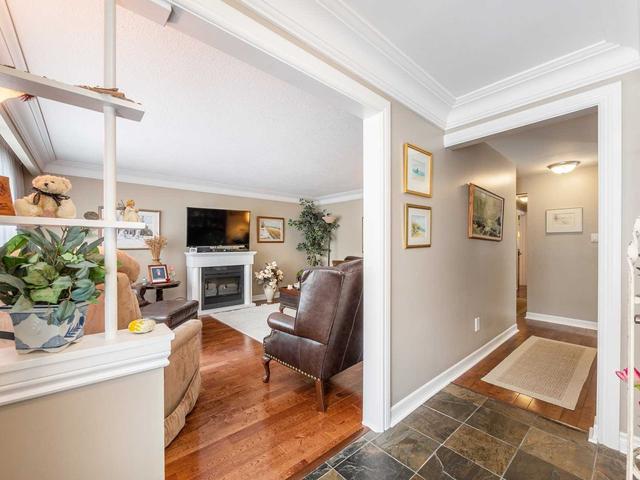 158 Orchard Heights Blvd, House detached with 3 bedrooms, 2 bathrooms and 5 parking in Aurora ON | Image 38