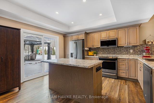 124 Arlynn Cres, House detached with 3 bedrooms, 3 bathrooms and 10 parking in Penetanguishene ON | Image 18