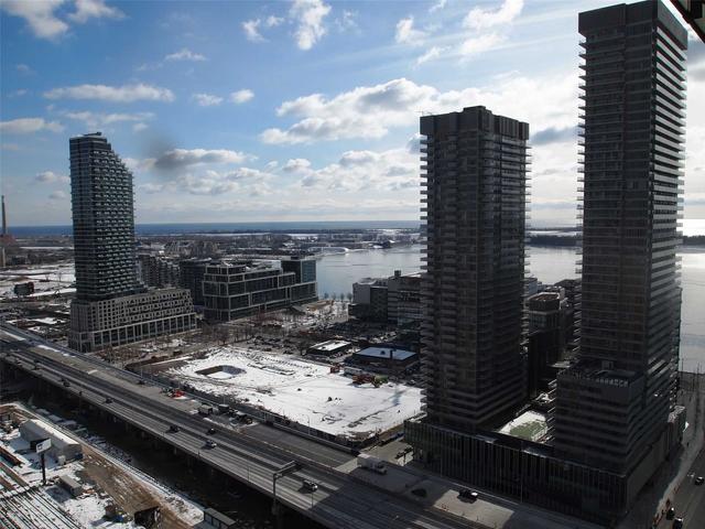 1909 - 1 Market St, Condo with 2 bedrooms, 2 bathrooms and 1 parking in Toronto ON | Image 3