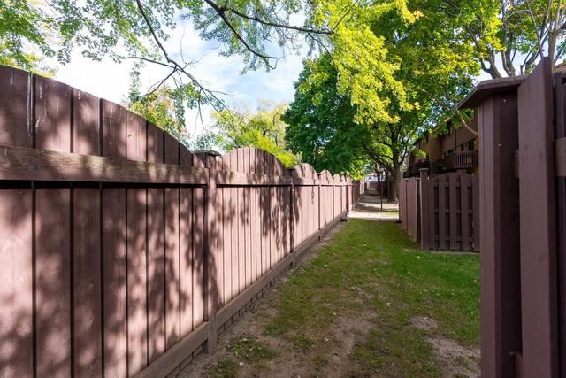 83 Wagon Trail Way, Townhouse with 3 bedrooms, 3 bathrooms and 2 parking in Toronto ON | Image 24