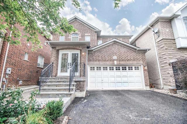 30 Amboise Cres, House detached with 3 bedrooms, 4 bathrooms and 4 parking in Brampton ON | Image 1