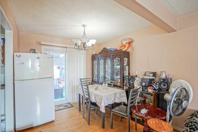 55 Avening Dr, House detached with 4 bedrooms, 3 bathrooms and 5 parking in Toronto ON | Image 35