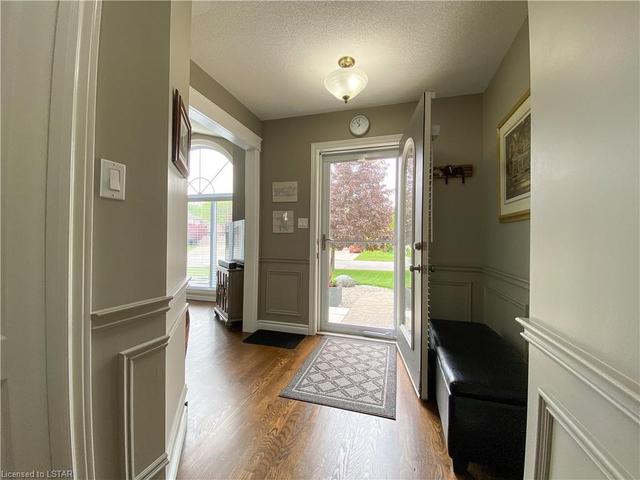 367 Fanshawe Drive, House detached with 4 bedrooms, 2 bathrooms and 4 parking in Sarnia ON | Image 11