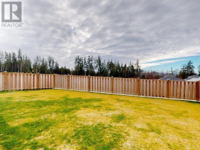 7295 Edgehill Crescent, House detached with 3 bedrooms, 2 bathrooms and 1 parking in Powell River BC | Image 18