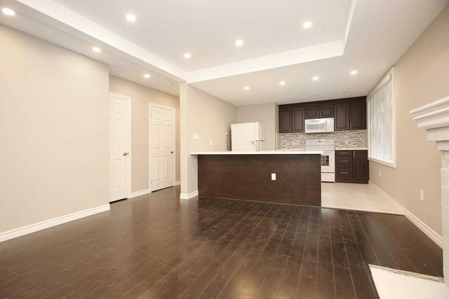 3,5 Temple Ave, House detached with 9 bedrooms, 6 bathrooms and 0 parking in Toronto ON | Image 25