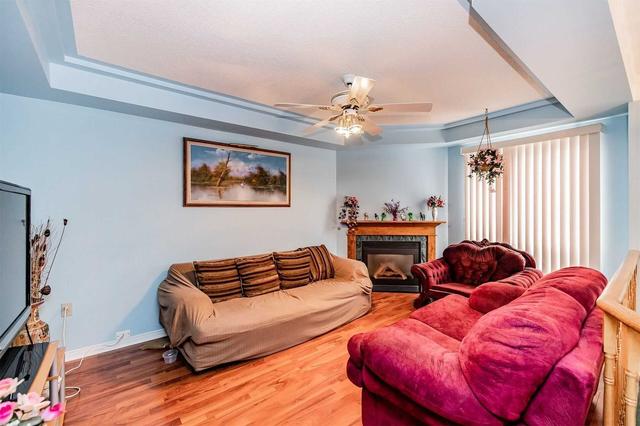 128 Springview Dr, House detached with 4 bedrooms, 4 bathrooms and 6 parking in Brampton ON | Image 5
