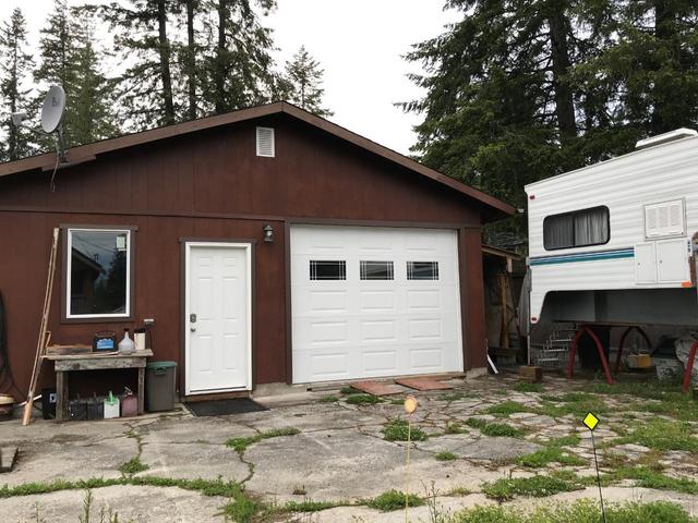8350 Busk Road, House detached with 4 bedrooms, 3 bathrooms and 5 parking in Central Kootenay E BC | Image 49