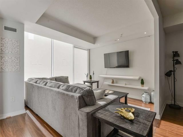 th7 - 85 Queens Wharf Rd, Townhouse with 3 bedrooms, 3 bathrooms and 1 parking in Toronto ON | Image 5