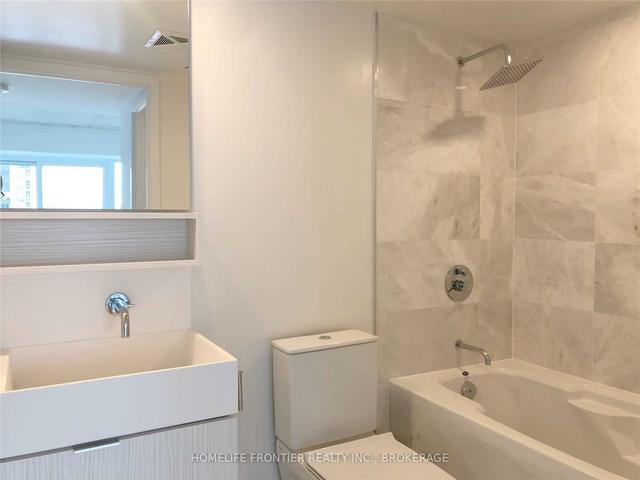 815 - 5 Soudan Ave, Condo with 2 bedrooms, 2 bathrooms and 1 parking in Toronto ON | Image 10