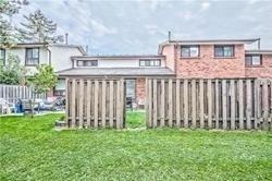 88 Dawson Cres, Townhouse with 3 bedrooms, 2 bathrooms and 2 parking in Brampton ON | Image 12