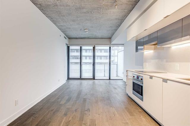 1501 - 185 Roehampton Ave, Condo with 2 bedrooms, 2 bathrooms and 1 parking in Toronto ON | Image 17