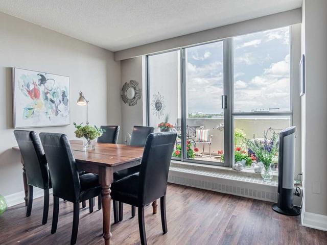 910 - 35 Ormskirk Ave, Condo with 3 bedrooms, 2 bathrooms and 1 parking in Toronto ON | Image 37